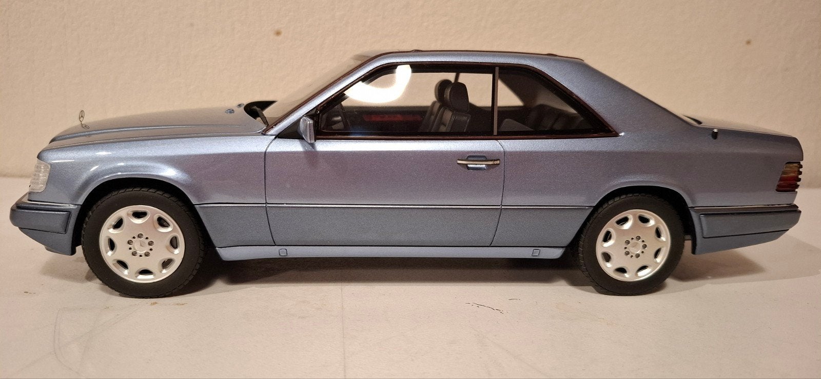 OTTOMOBILE MERCEDES E320 COUPE, Ophalen, Zo goed als nieuw, OttOMobile