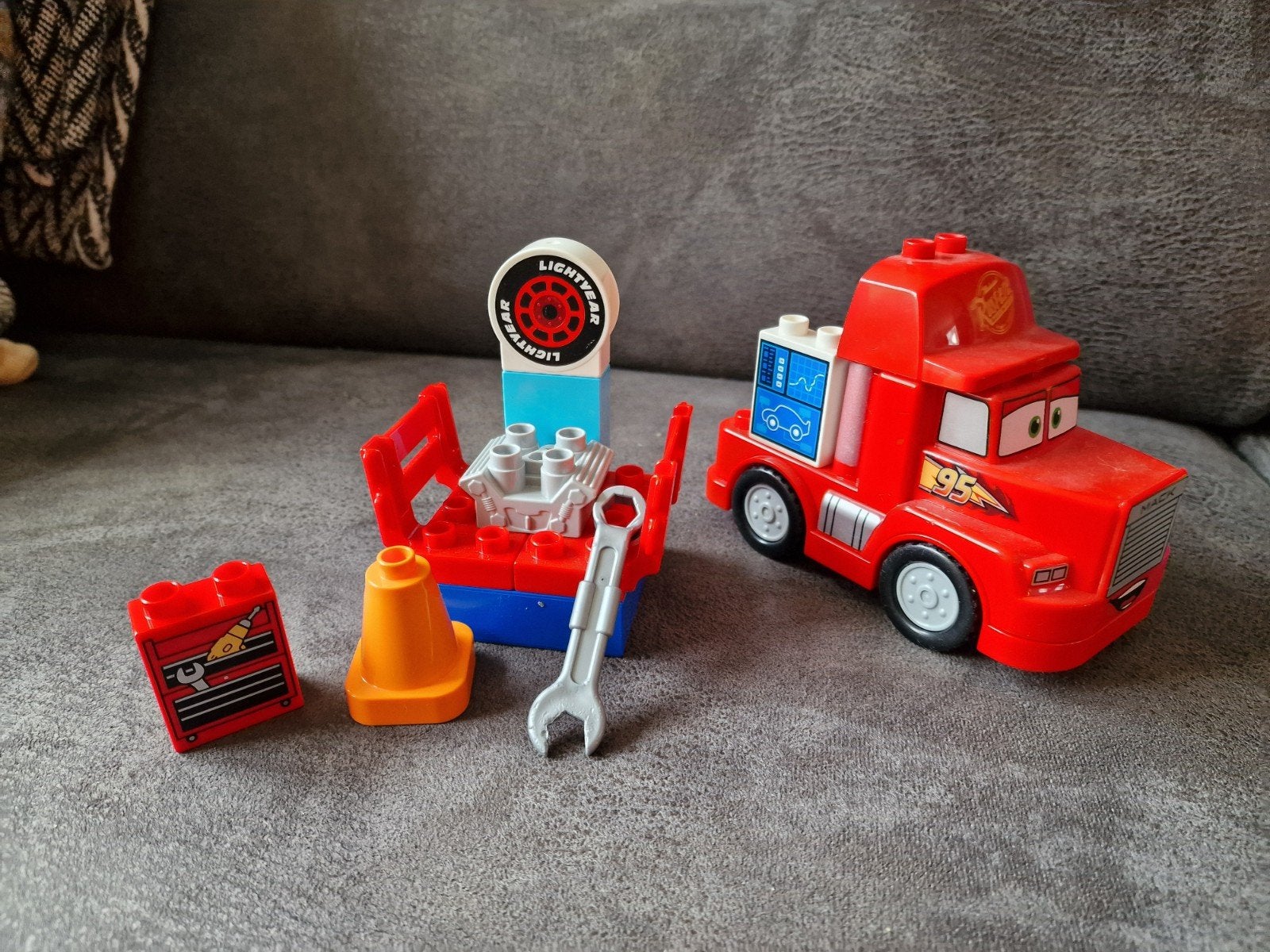 LEGO Duplo Mack Truck uit Disney Cars, Ophalen of Verzenden, Gebruikt, Overige merken