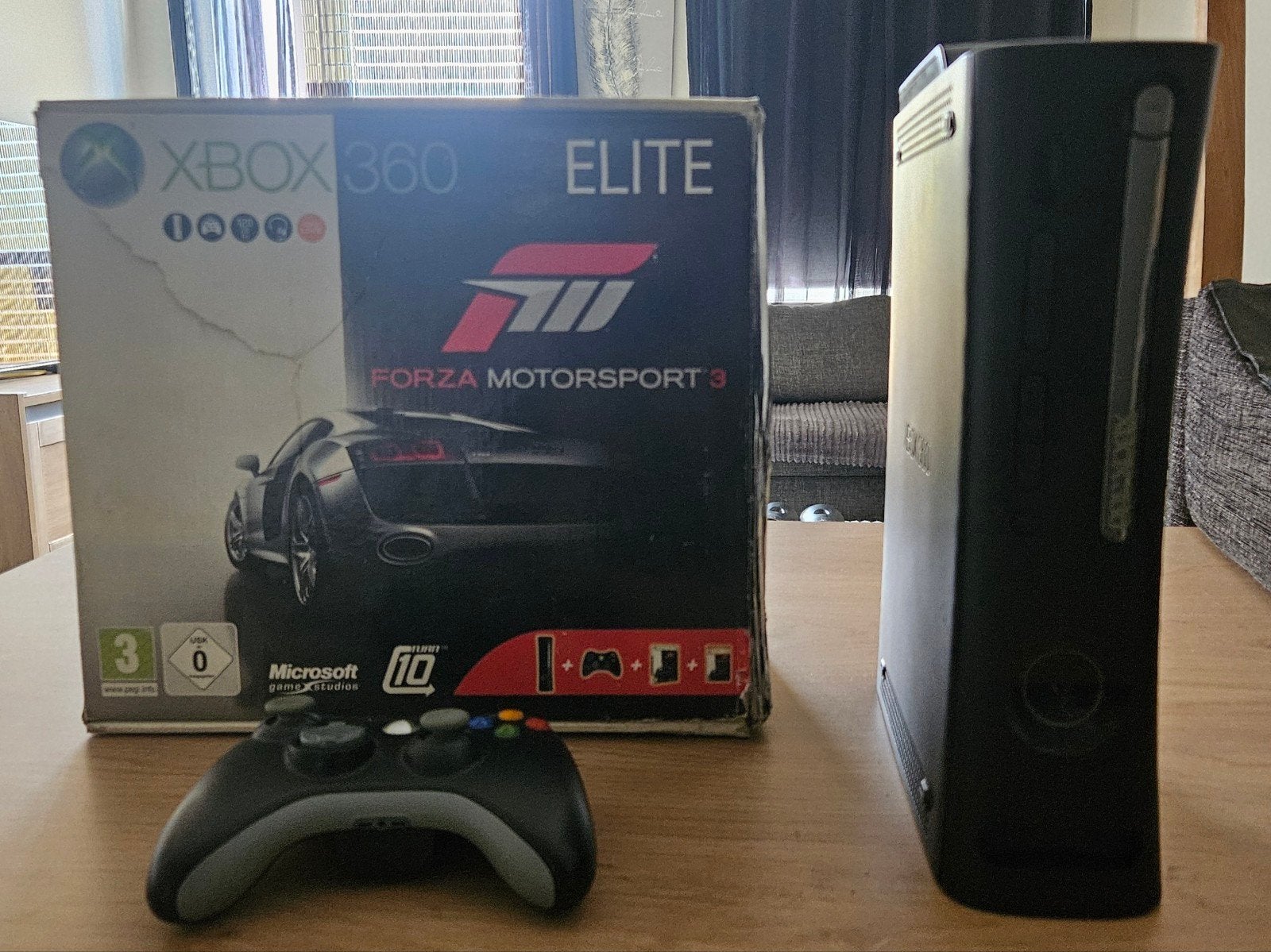 Xbox 360 Elite met 10 games en controller, Gebruikt, 1 speler, Eén computer, Vanaf 3 jaar