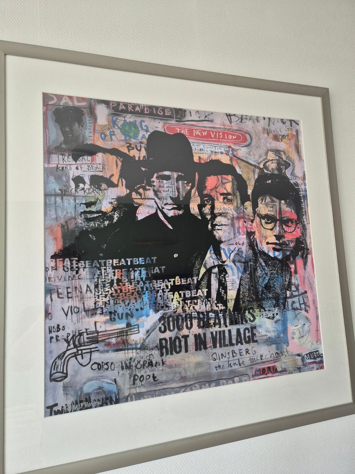 Uniek kunstwerk: '3000 Beatniks Riot in Village, Antiek en Kunst, Kunst | Schilderijen | Modern, Ophalen, Figuren, Gelimiteerde oplage