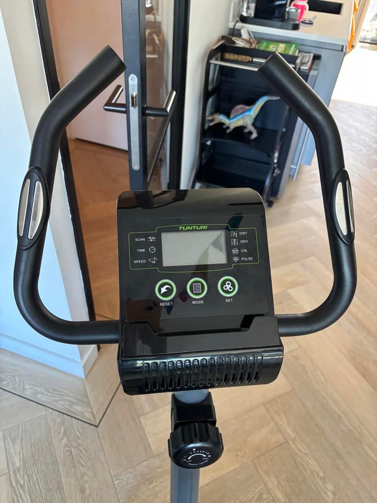 Tunturi Cardio Fit B30 Hometrainer - Zo goed als nieuw, Ophalen, Zo goed als nieuw, Metaal, Benen