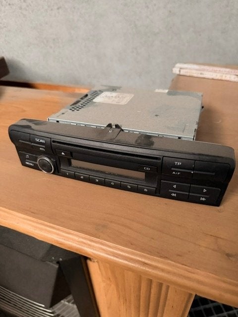 Autoradio SKODA, Ophalen