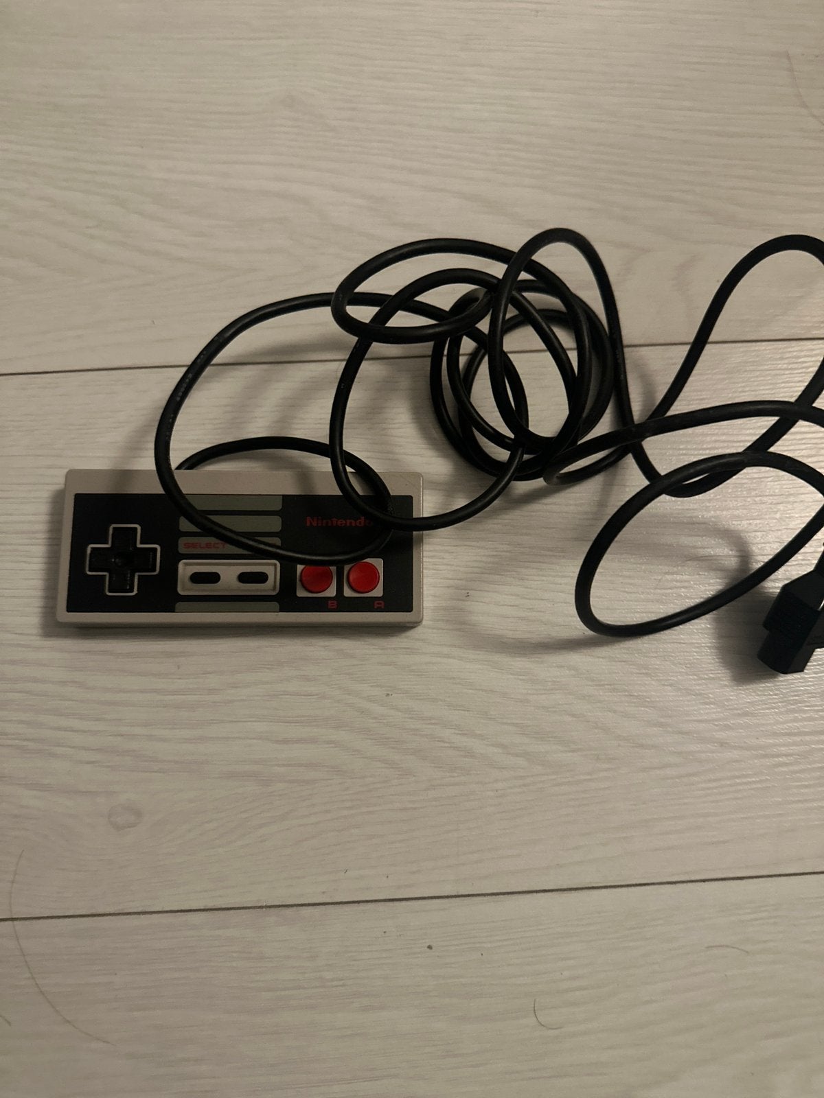 NES controller, Ophalen of Verzenden, Zo goed als nieuw, Met 1 controller