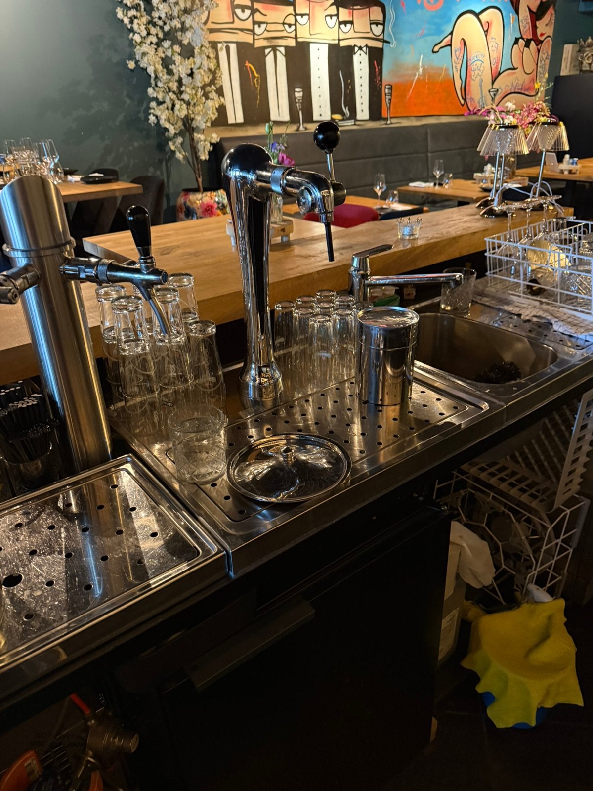 Heineken David tap systeem, Ophalen