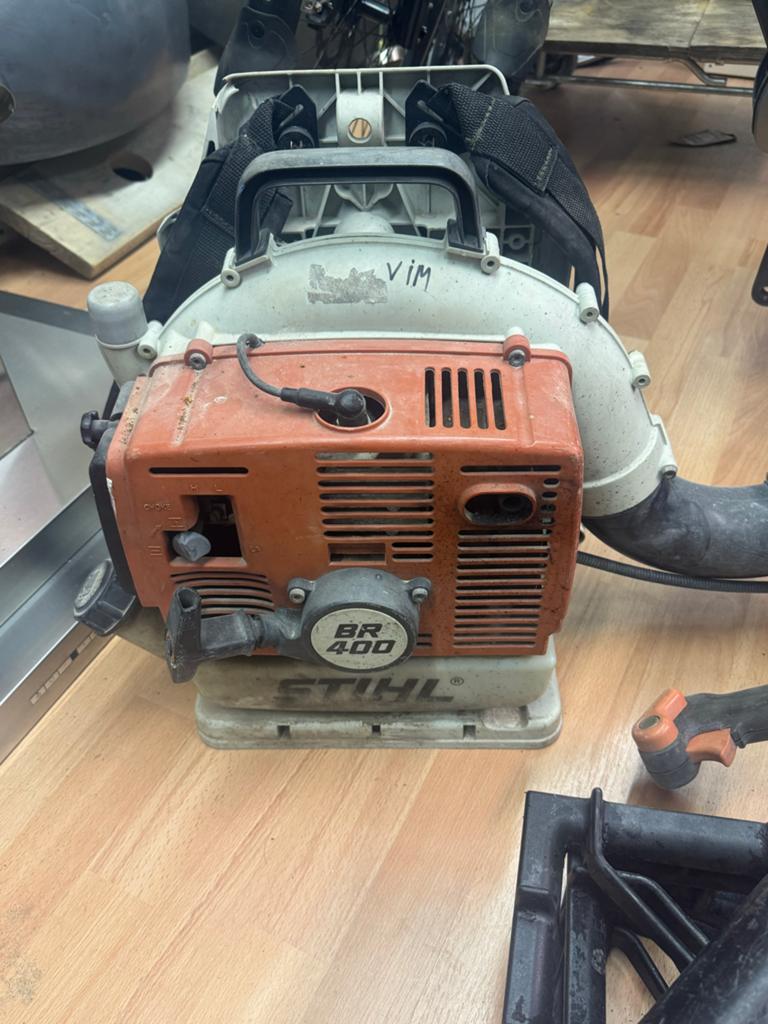 Stihl BR 400 Bladblazer - Krachtig en Betrouwbaar, Tuin en Terras, Bladblazers, Ophalen, Gebruikt, Benzine, Ruggedragen