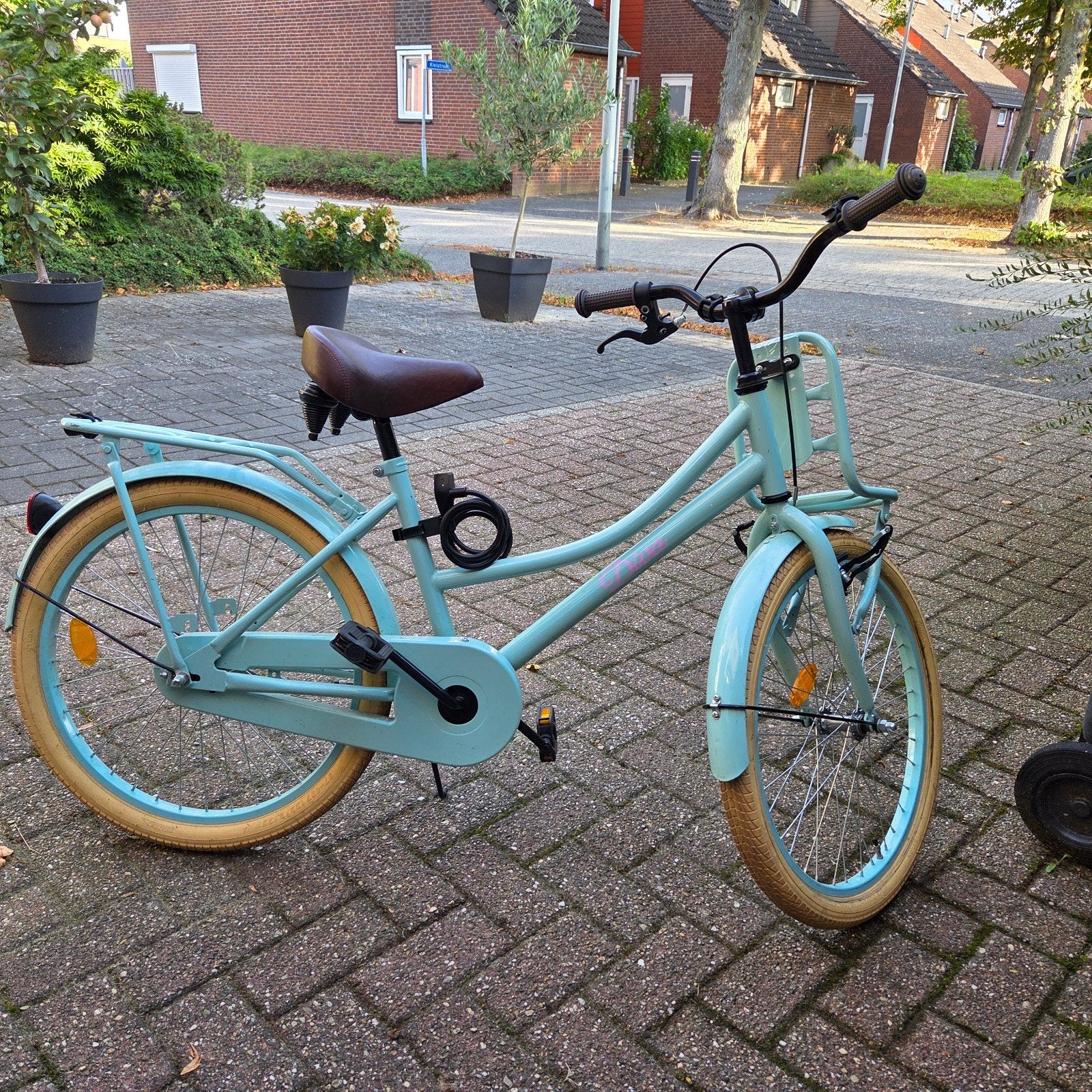 Mooie meisjesfiets 20-22 inch, Ophalen, Gebruikt, Velgrem, Handrem