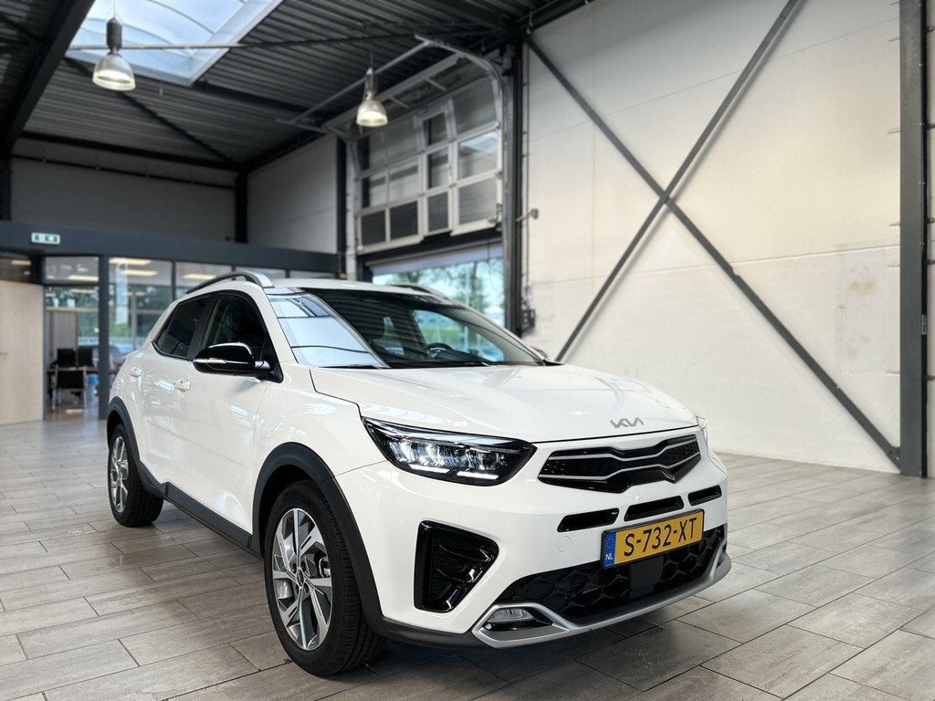 Kia Stonic 1.0 T-GDi MHEV 100pk GT-Line | Trekhaak | Stoelve, Auto's, Kia, 12 maanden, Gebruikt, Leder en Stof, Origineel Nederlands