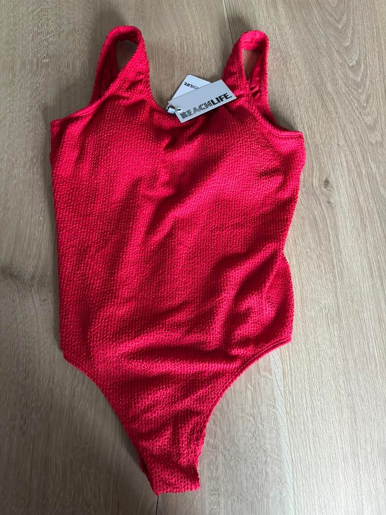 Zwempak/ badpak Beachlife 170/176 NIEUW!, Kleding | Dames, Badmode en Zwemkleding, Ophalen of Verzenden, Nieuw, Rood, Badpak