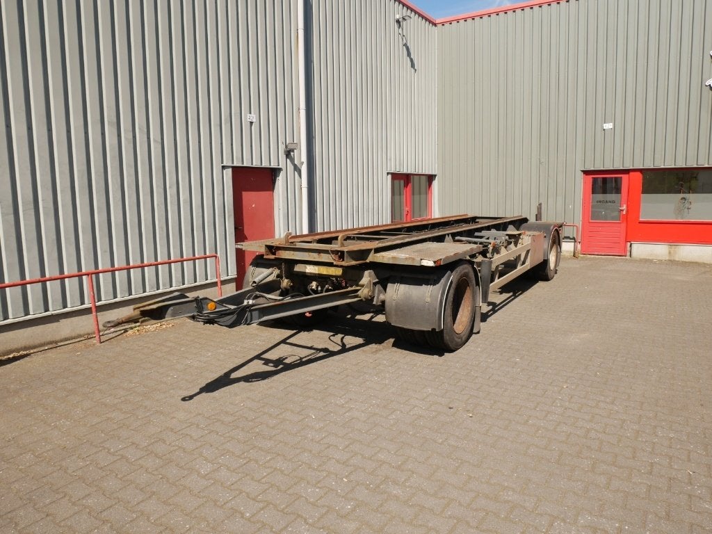 Burg container aanhanger, Ophalen