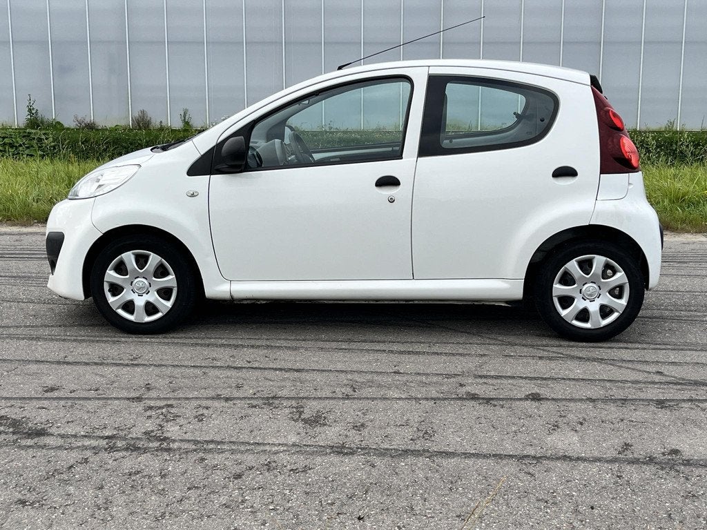 Peugeot 107 1.0 Access Accent, Auto's, Peugeot, Voorwielaandrijving, Euro 5, Stof, Gebruikt