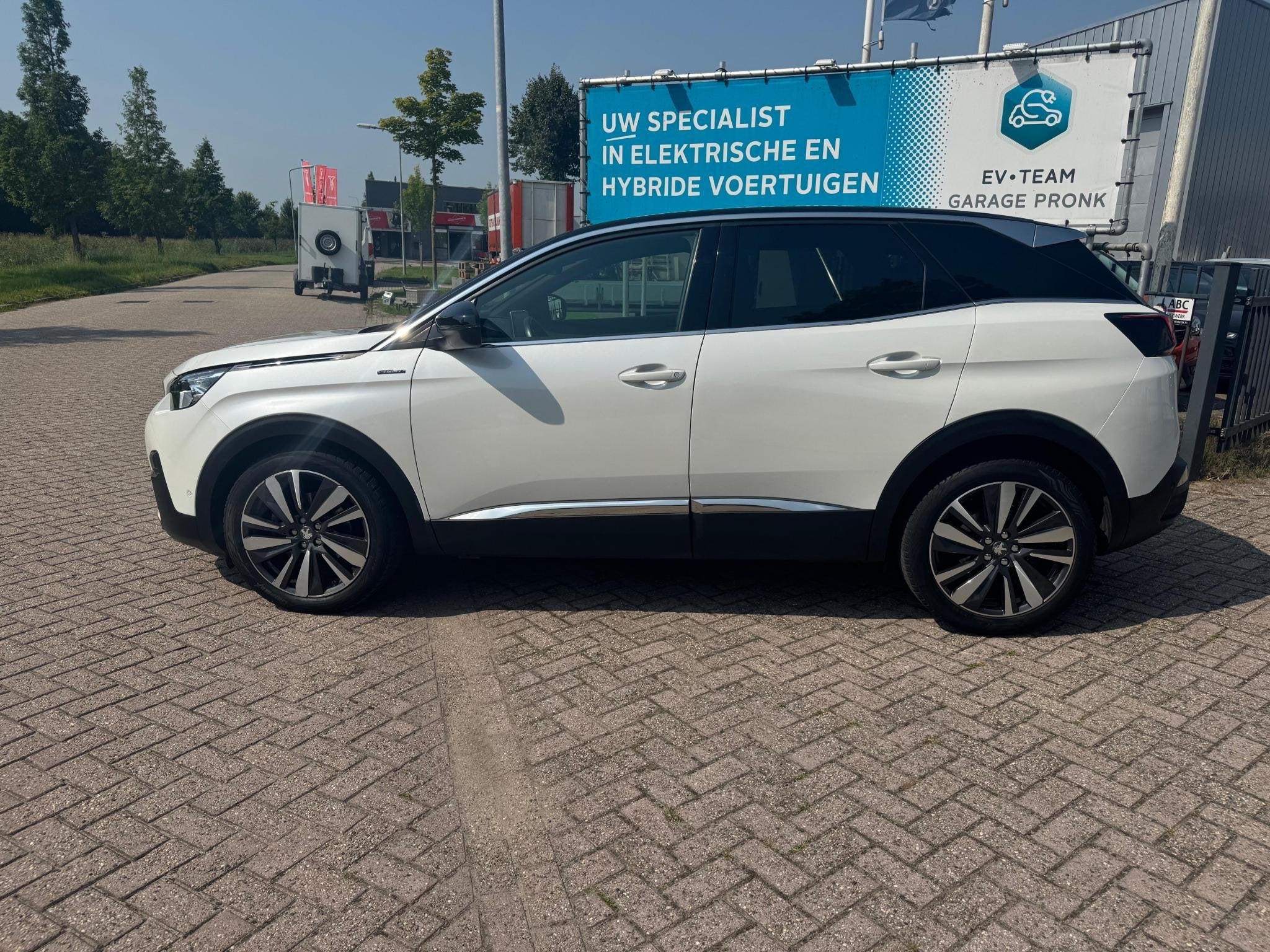 Peugeot 3008 1.2 PureTech GT Line NAVI/CARPLAY/360CAMERA, Auto's, Gebruikt, 1199 cc, Leder en Stof, Origineel Nederlands