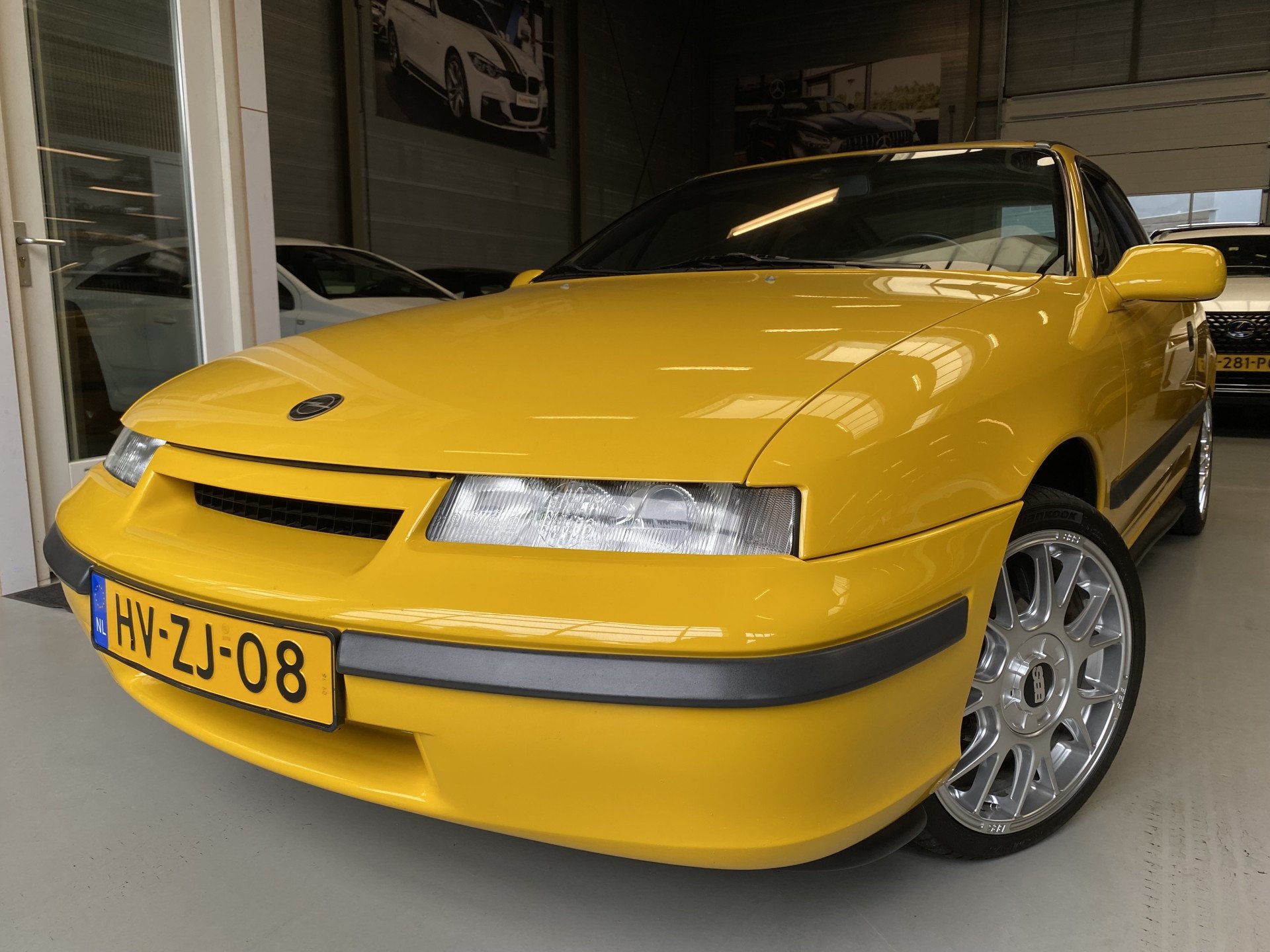 Opel Calibra 2.0i Airco, Elektrische ramen, Leder, Schuifdak, Voorwielaandrijving, 1998 cc, Zwart, 116 pk