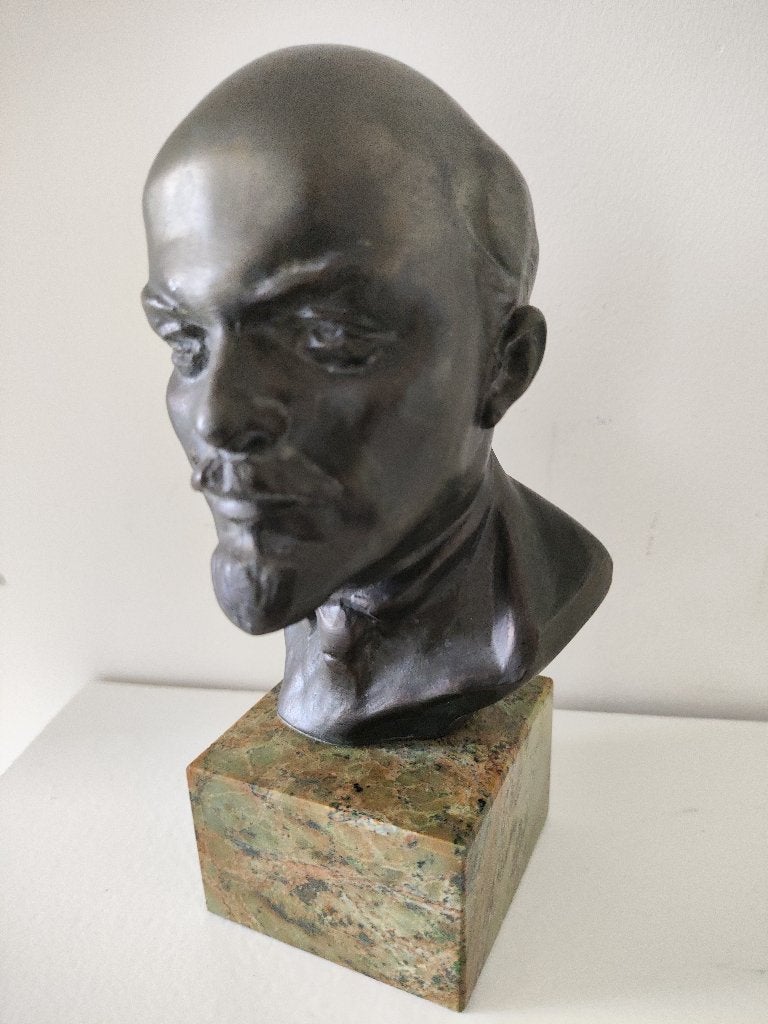 Lenin Buste vintage (USSR), Antiek en Kunst, Kunst | Beelden en Houtsnijwerken, Ophalen, Buste, Op sokkel, Overige materialen
