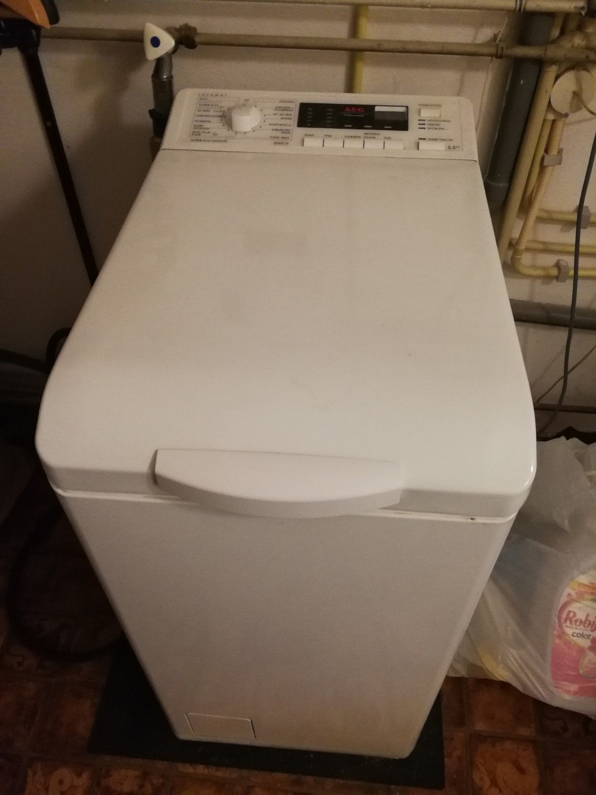 Bovenlader AEG Lavamat wasmachine, Ophalen