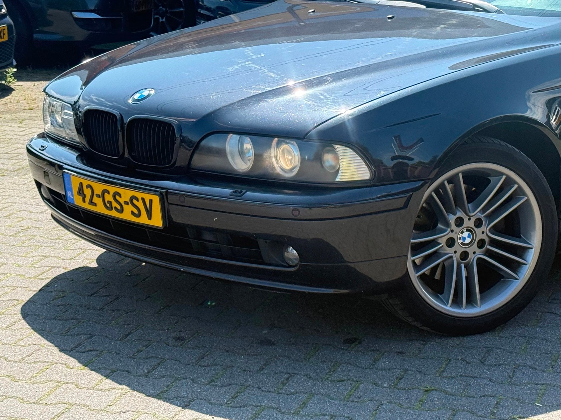 BMW 5-serie 530i Executive LEDER/XENON/STLVRM/PDC/RIJDT PERF, Automaat, Achterwielaandrijving, Gebruikt, Zwart