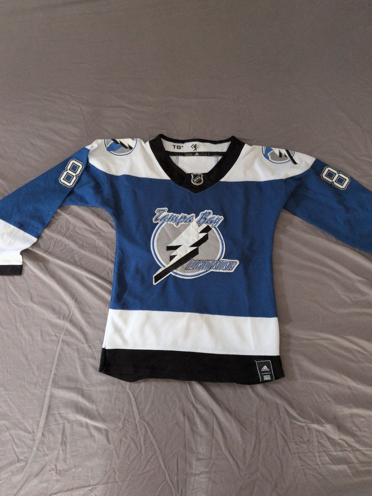 Tampa Bay Lightning Vasilevskiy #88 NHL Jersey, Sport en Fitness, Ophalen of Verzenden, Zo goed als nieuw, Kleding