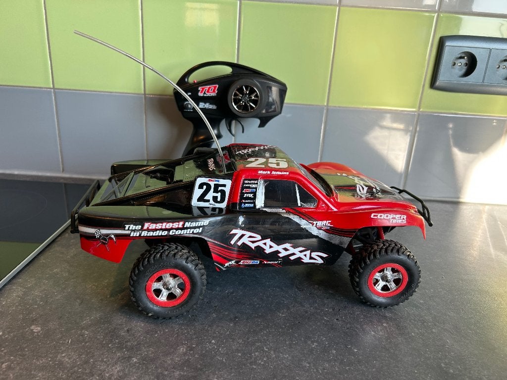 Traxxas Slash Carl Jenkins 1/16, Hobby en Vrije tijd, Modelbouw | Radiografisch | Auto's, Elektro, Gebruikt, Auto offroad, Ophalen of Verzenden