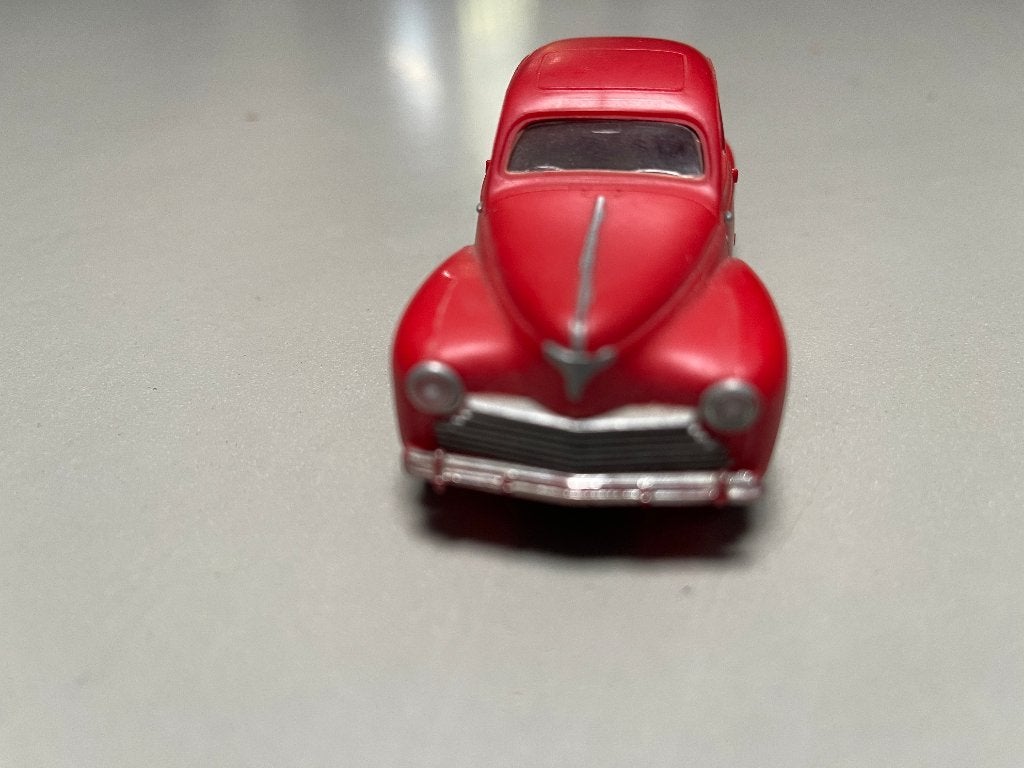 Peugeot 203 (merkloos) vijftig. schaal 1:43, Ophalen of Verzenden, Zo goed als nieuw, Auto, Overige merken