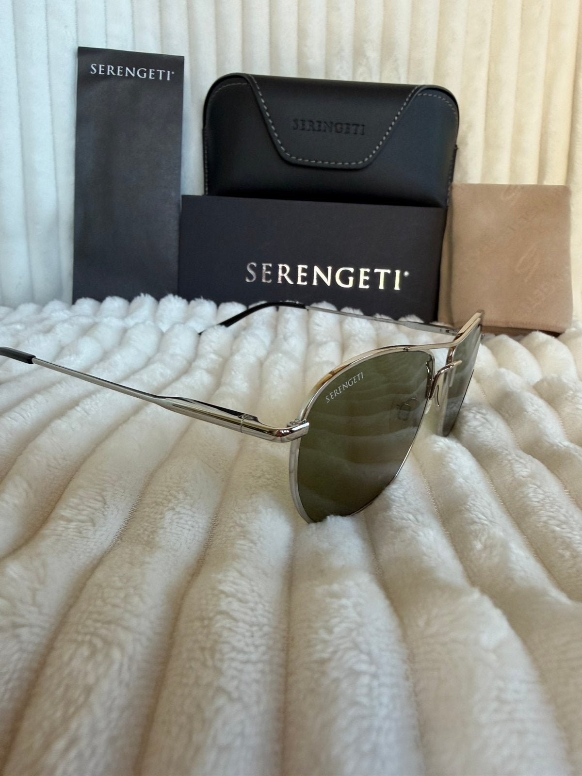 Serengeti Lunger SS545002 garantie en btw-factuur, Zonnebril, Verzenden, Nieuw, Nvt