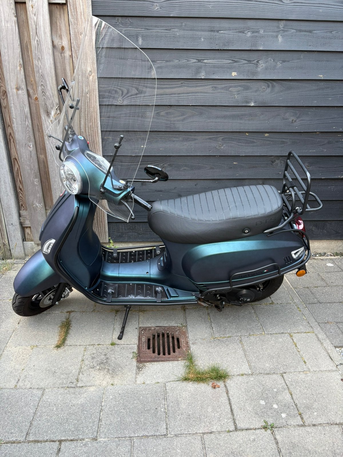 DTS Milano, Mat Chameleon, Snorscooter 25km, Zo goed als nieuw, Benzine, Ophalen, Overige merken