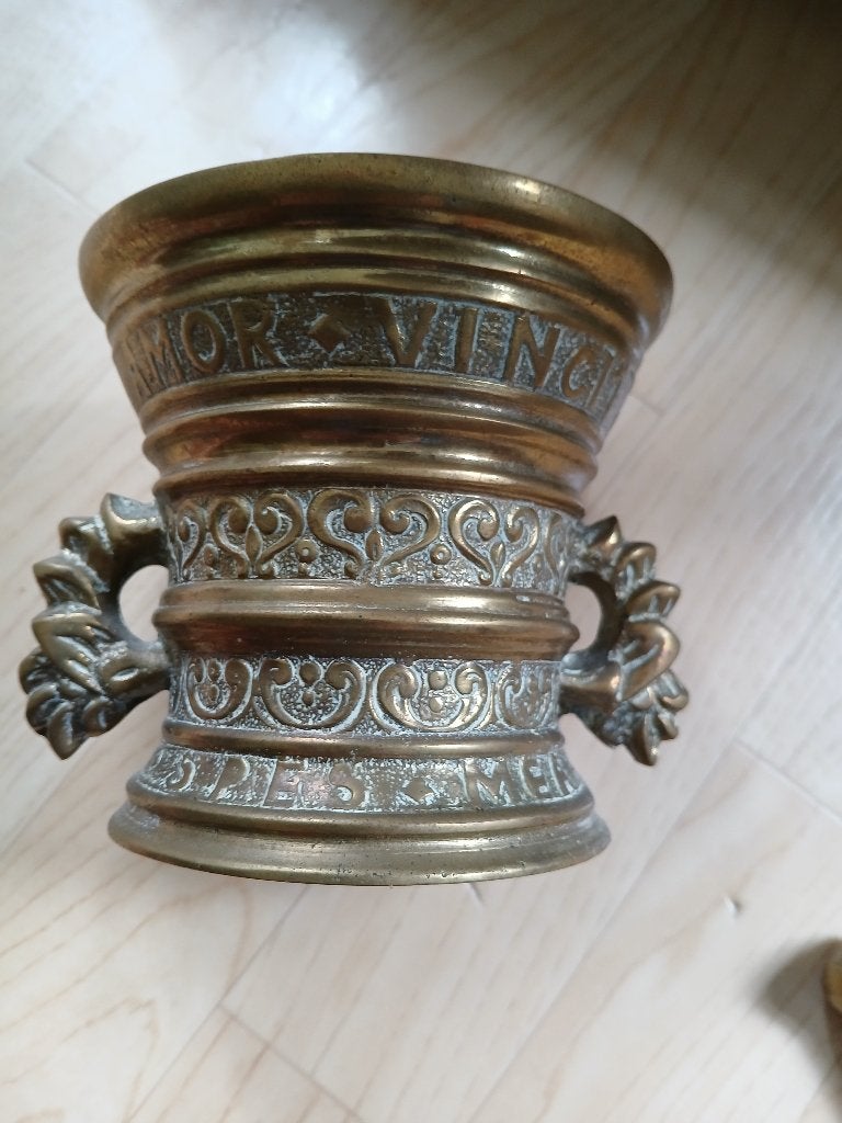 Bronzen vijzel met stamper, Ophalen of Verzenden, Brons