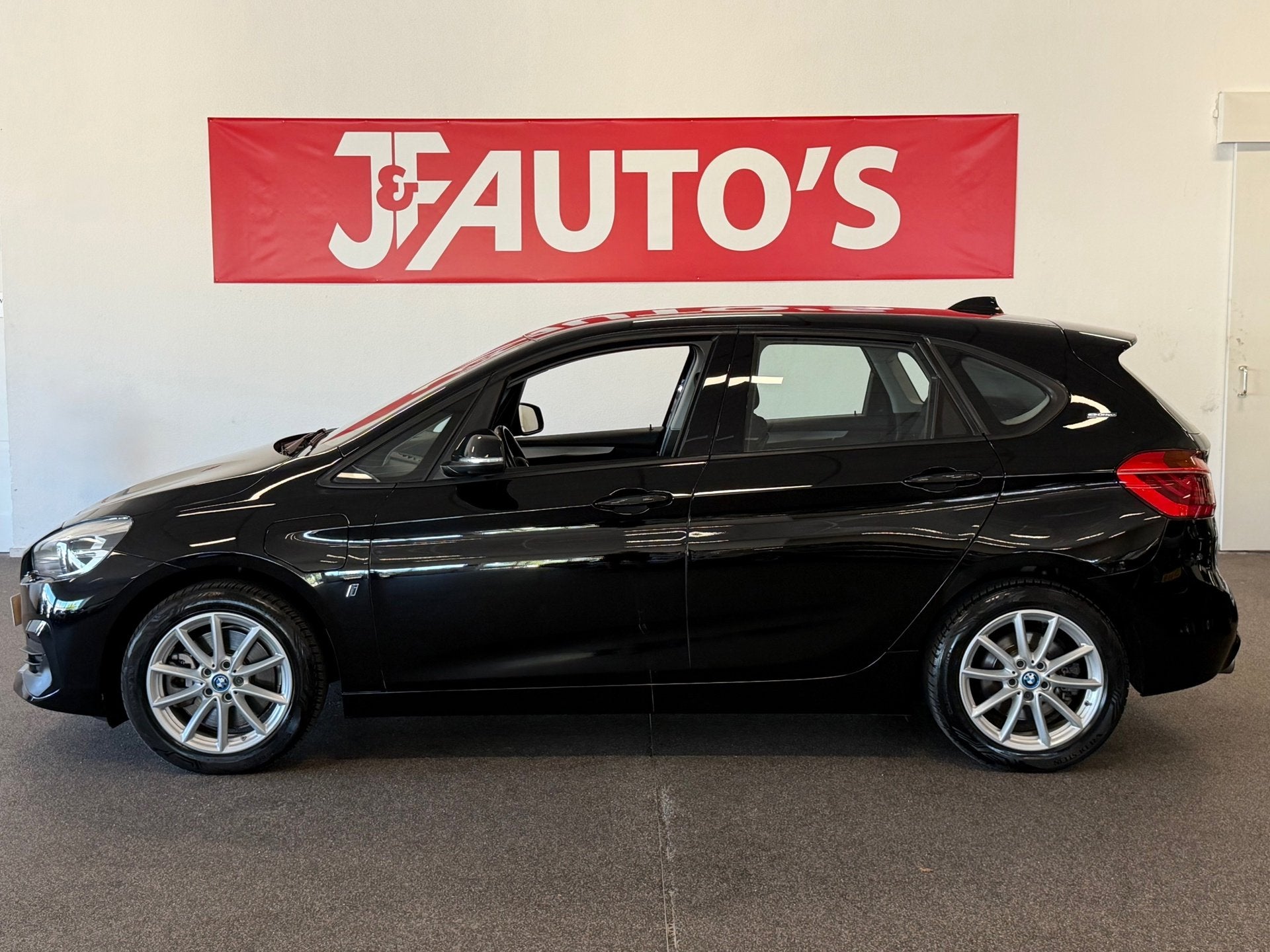 BMW 2-serie Active Tourer 225xe iPerformance|NAVIGATIE|CRUIS, Auto's, Automaat, 8 kWh, Gebruikt, Automatische klimaatregeling