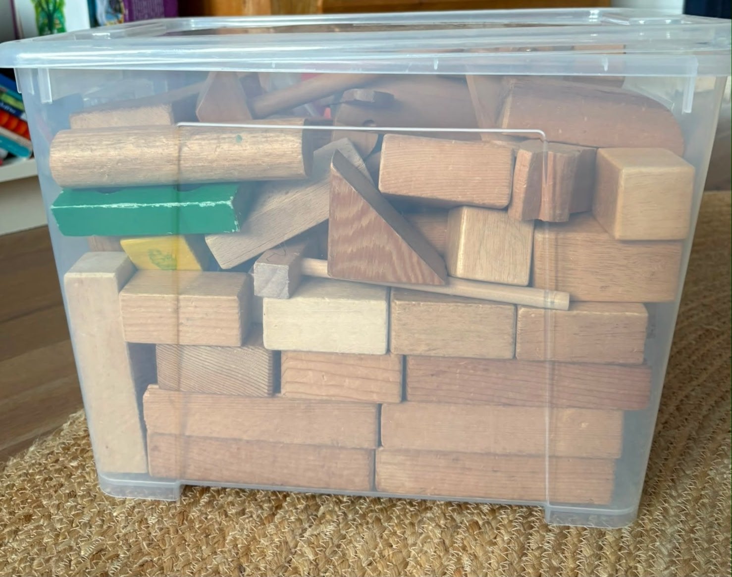 Grote doos met houten blokken en speelgoed, Kinderen en Baby's, Speelgoed | Houten speelgoed, Ophalen, Gebruikt, Overige typen