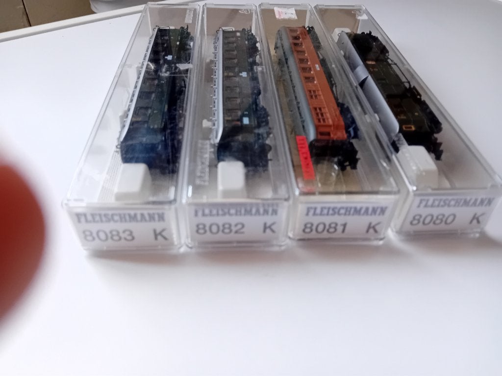 Fleischmann N spoor rijtuigen set 8080K, 8081K, 8082K, 8083K, Hobby en Vrije tijd, Modeltreinen | N-Spoor, Gelijkstroom, Fleischmann