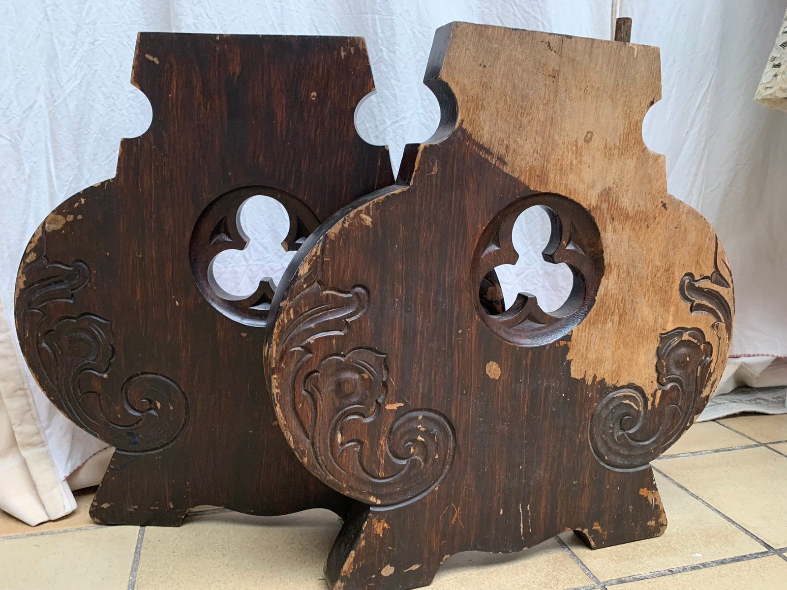 Antieke gotische bankdelen, Antiek en Kunst, Ophalen of Verzenden