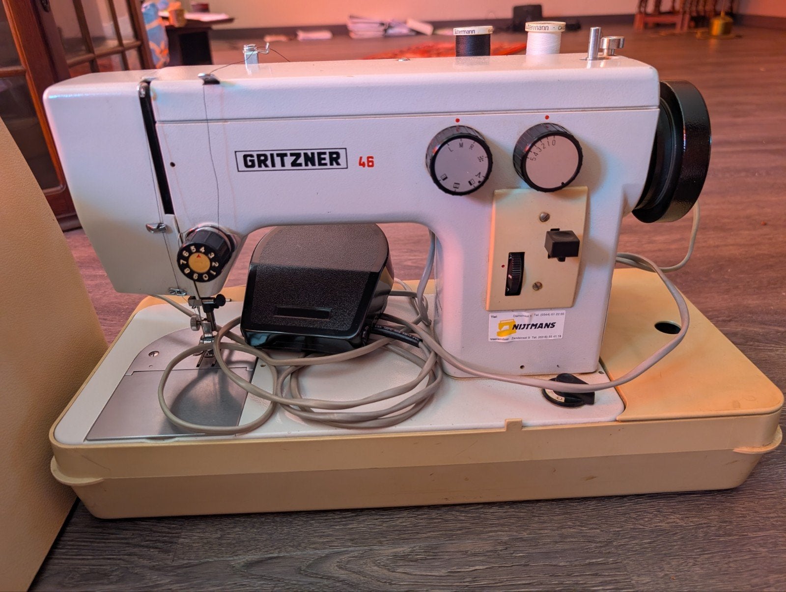 Gritzner 46 Naaimachine - Vintage en Functioneel, Hobby en Vrije tijd, Naaimachines en Toebehoren, Ophalen, Gebruikt, Naaimachine