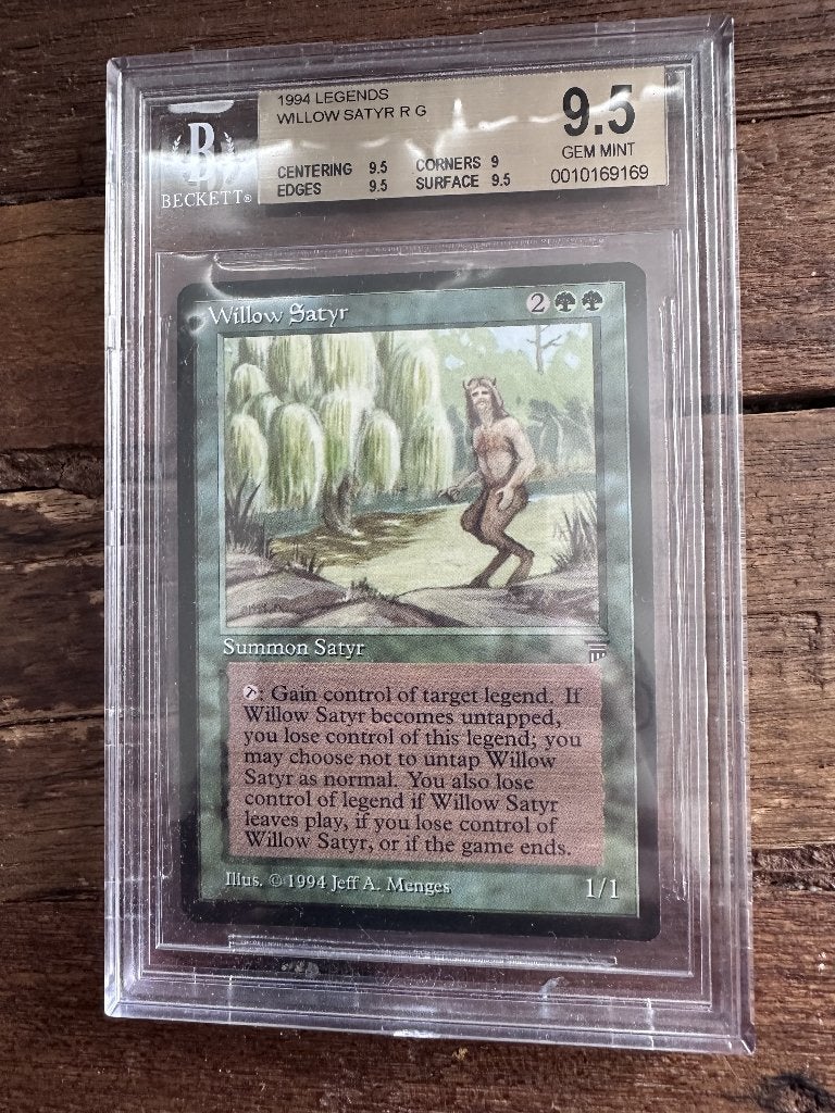 Willow satyr - Legends -  BGS 9.5, Ophalen of Verzenden, Nieuw