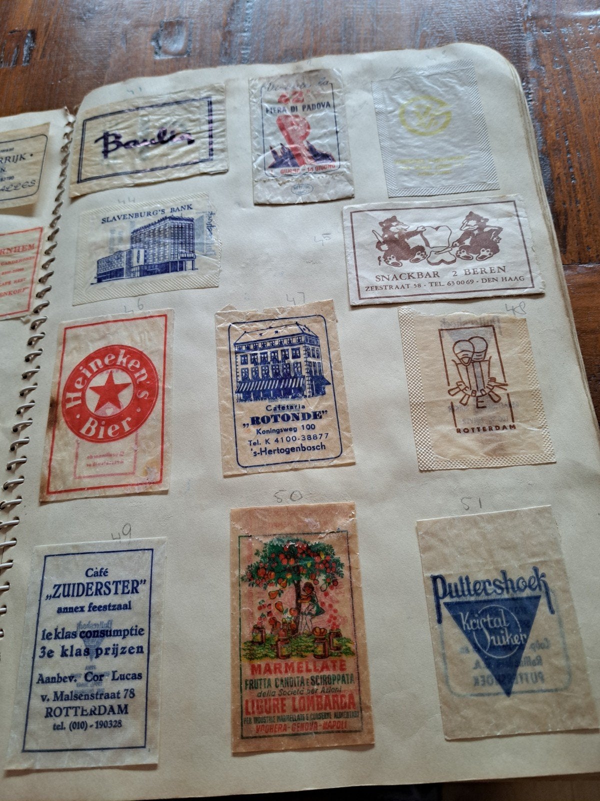 Unieke verzameling van vintage suikerzakjes, Ophalen of Verzenden, Gebruikt
