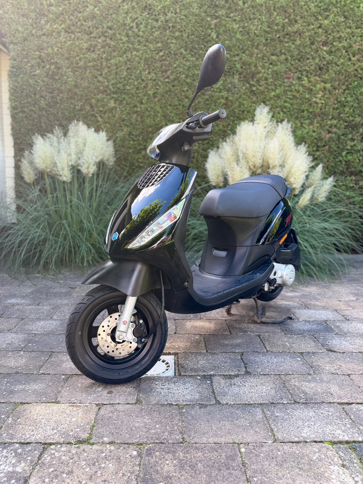 Zip 50cc 4 takt 5600km, Ophalen, Maximaal 45 km/u, Zip, Zo goed als nieuw