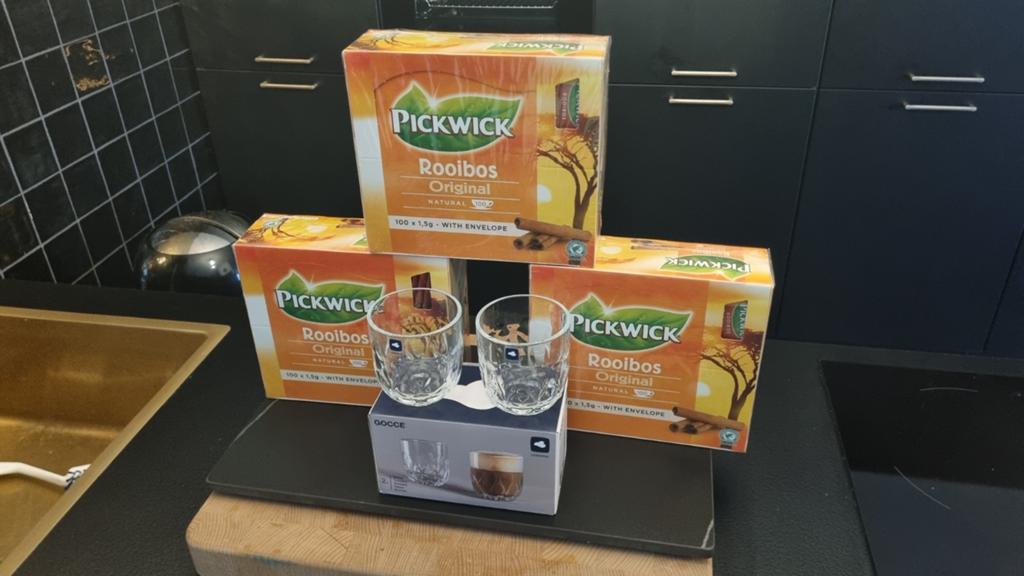 Pickwick Rooibos Thee (300 zakjes) met Leonardo Theeglazen, Ophalen of Verzenden