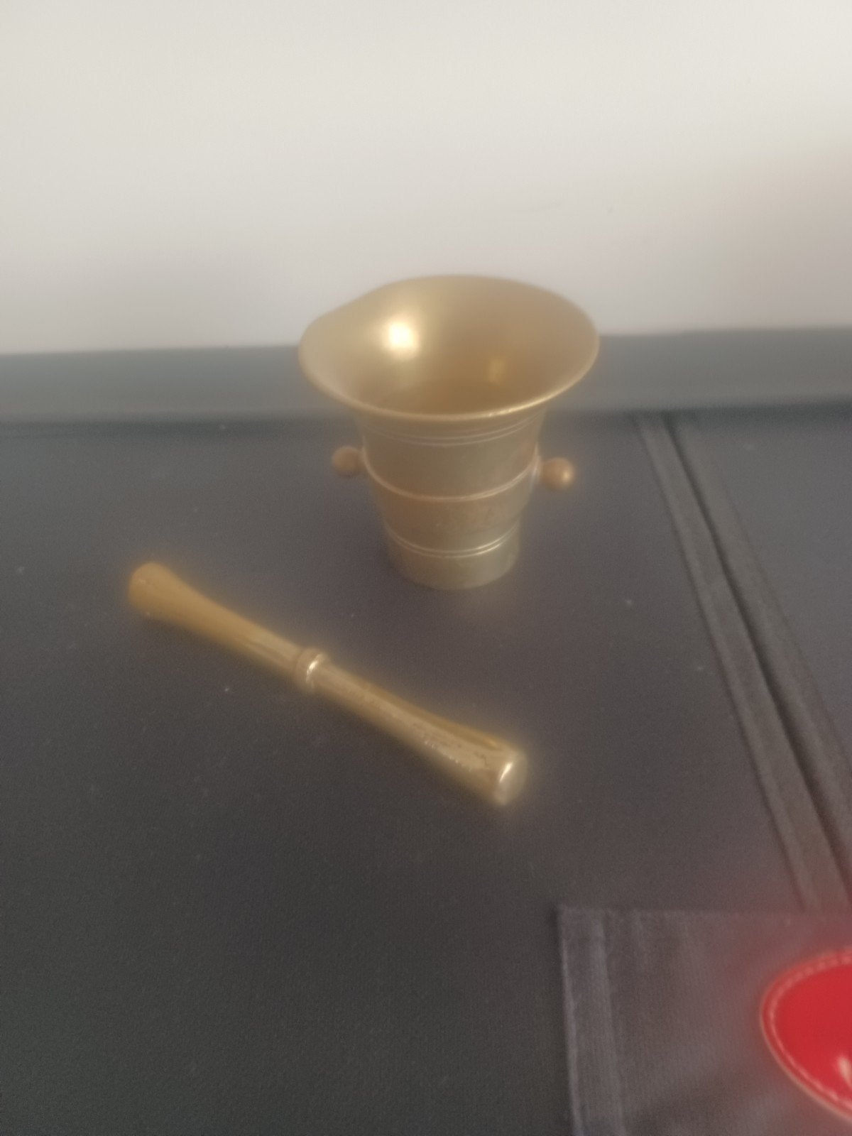 Antieke vijzel met stamper, messing, Ophalen of Verzenden