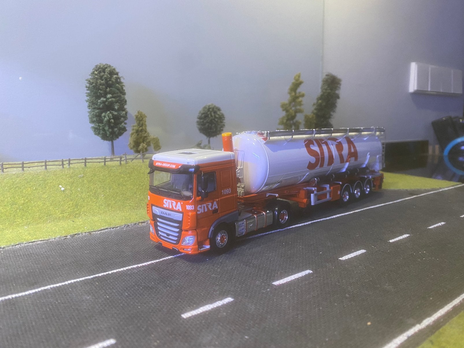 Daf XF106 met bulkoplegger van Sitra, Ophalen of Verzenden, Zo goed als nieuw, Bus of Vrachtwagen, Wsi