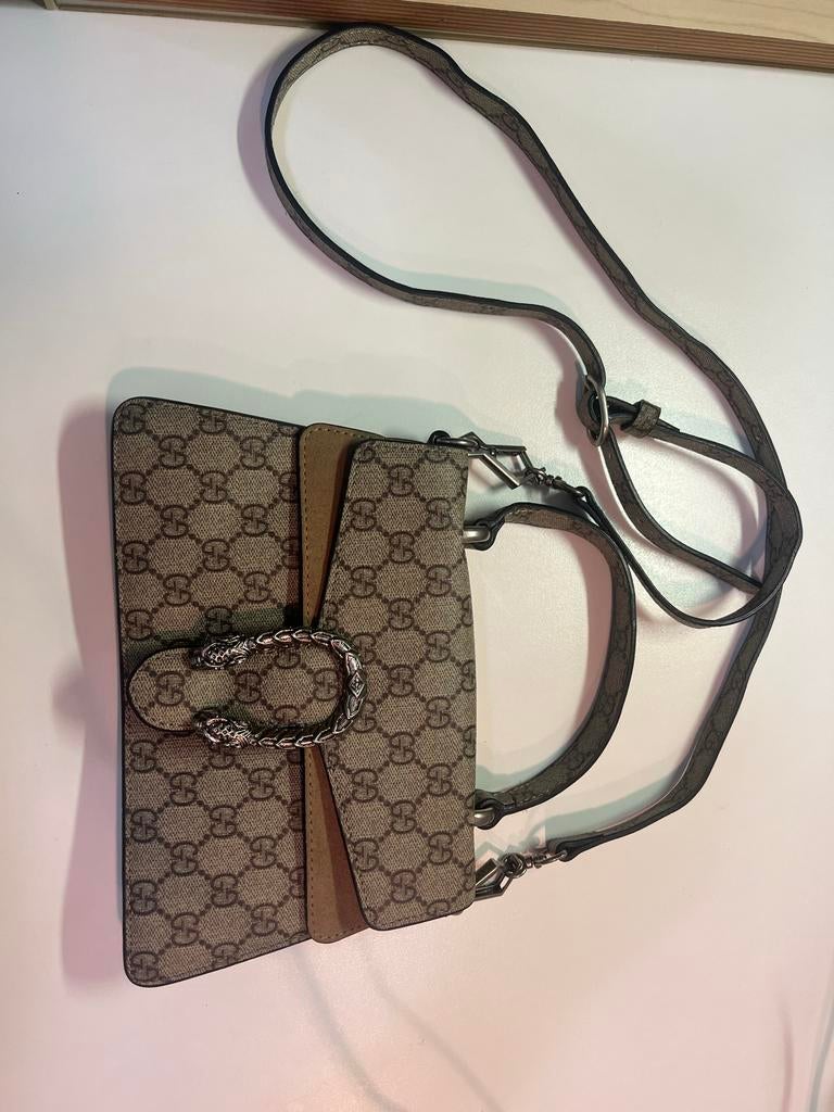 Gucci Dionysus GG Supreme Schoudertas, Ophalen of Verzenden, Zo goed als nieuw, Bruin, Schoudertasje