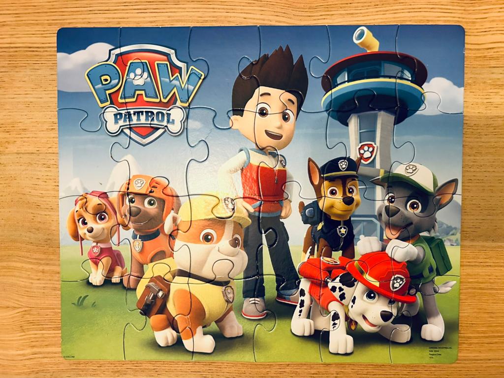 Paw Patrol Puzzel 24 Stuks | Opbergbox | Zaklamp, Ophalen of Verzenden, 10 tot 50 stukjes, Zo goed als nieuw