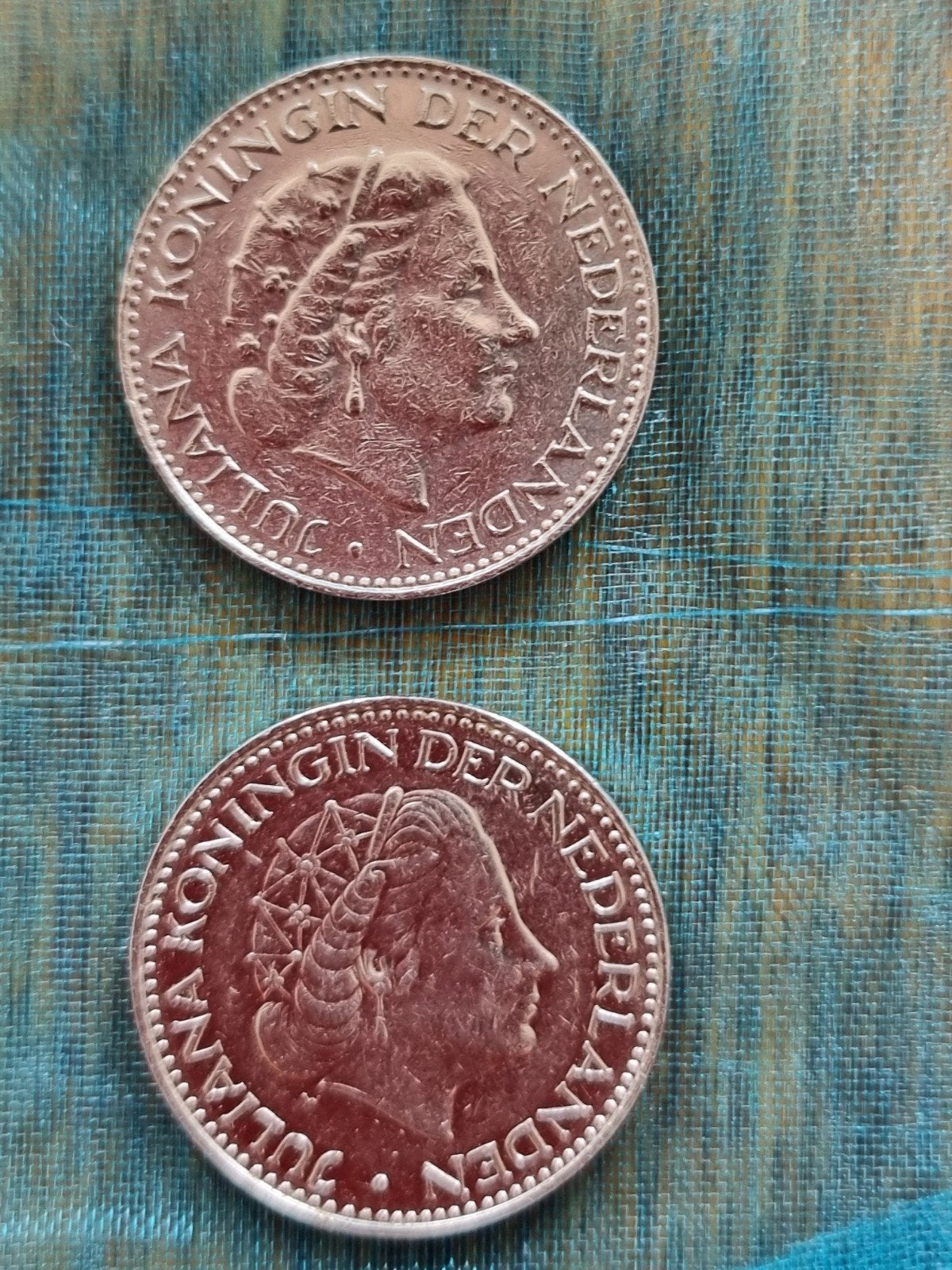 2x 1 Gulden Koningin Juliana 1967 & 1969 Nikkel, Ophalen of Verzenden, Koningin Juliana, 1 gulden
