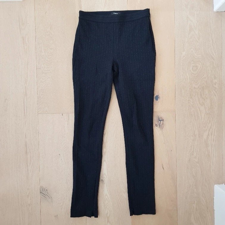Prachtige broek/trekking van Theory, Zwart, Ophalen of Verzenden, Zo goed als nieuw, Theory