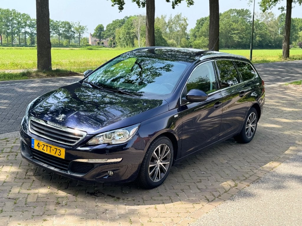 Peugeot 308 1.2 E-thp 81KW/110PK SW 2015 NIEUWE APK, Auto's, Peugeot, Particulier, ABS, Airbags, Airconditioning, Automatische klimaatregeling