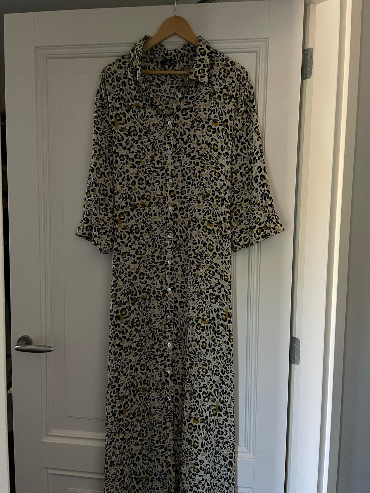 Norah Leopard Print Jurk Maat 48, Kleding | Dames, Jurken, Meerkleurig, Maat 46/48 (XL) of groter, Ophalen of Verzenden, Zo goed als nieuw