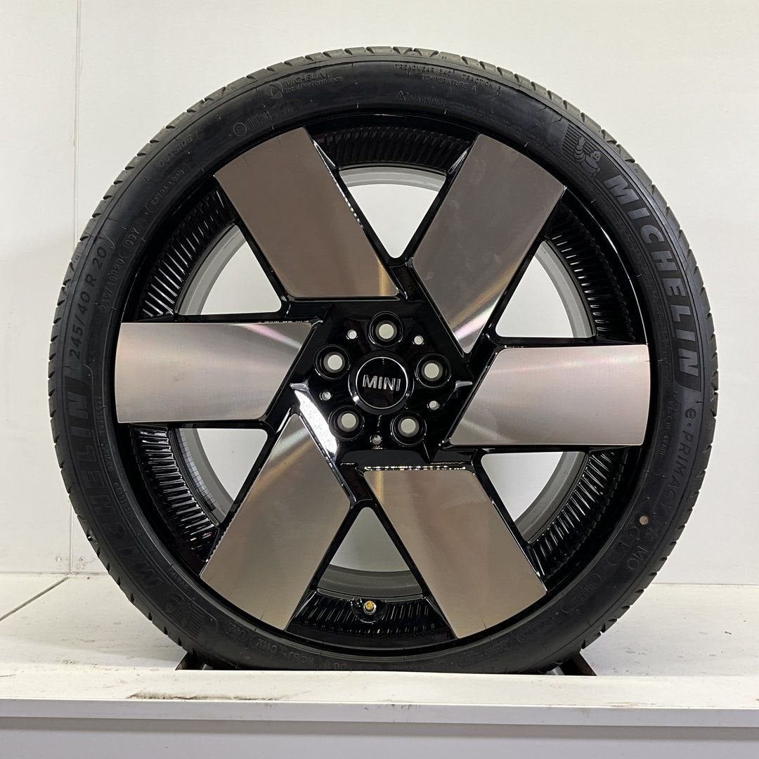NIEUW MINI COUNTRYMAN U25 JCW 946 SET VELGEN + ZOMERBANDEN 2, Auto-onderdelen, Banden en Velgen, 245 mm, -, -, Banden en Velgen