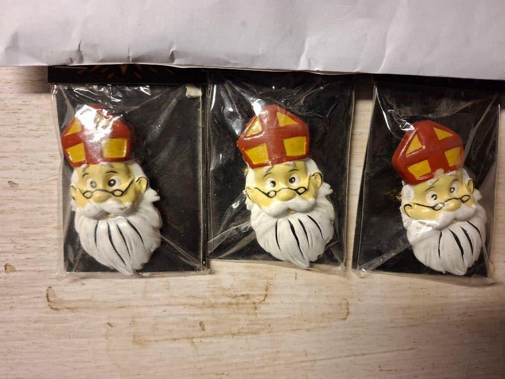 Aardewerk broches met speld Sinterklaas 3 stuks, Ophalen of Verzenden, Nieuw
