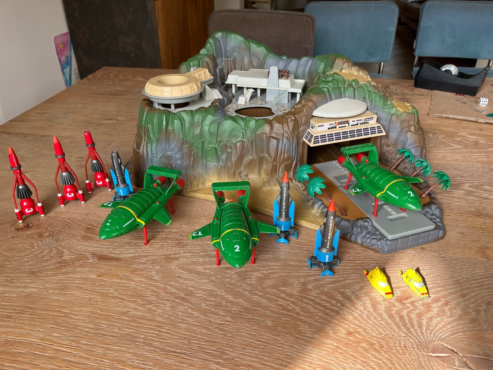 Thunderbirds Tracy Island Speelset met Voertuigen, Ophalen, Gebruikt, Jongen of Meisje