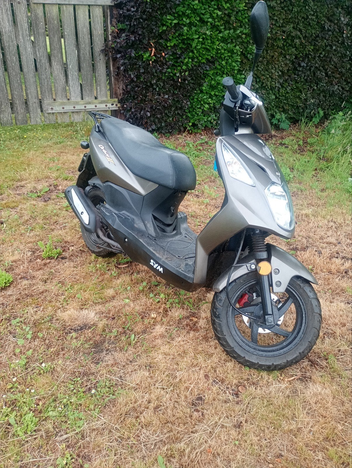 Te koop of te ruil sym orbit 2, Fietsen en Brommers, Ophalen, Zo goed als nieuw, Benzine, Orbit