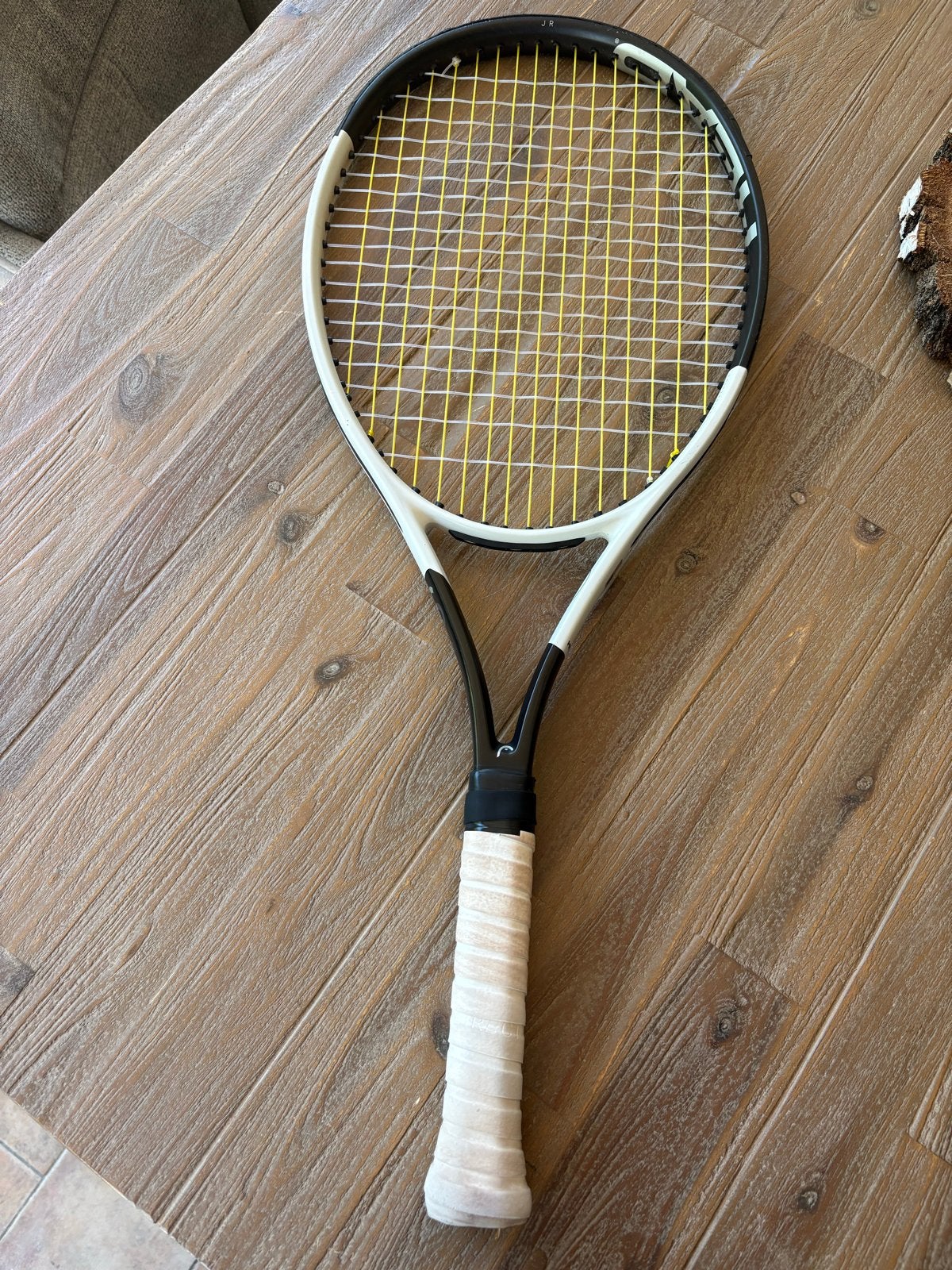 Zwart/wit Head Junior Tennisracket 26", Sport en Fitness, Tennis, Ophalen of Verzenden, Zo goed als nieuw, L0, Head