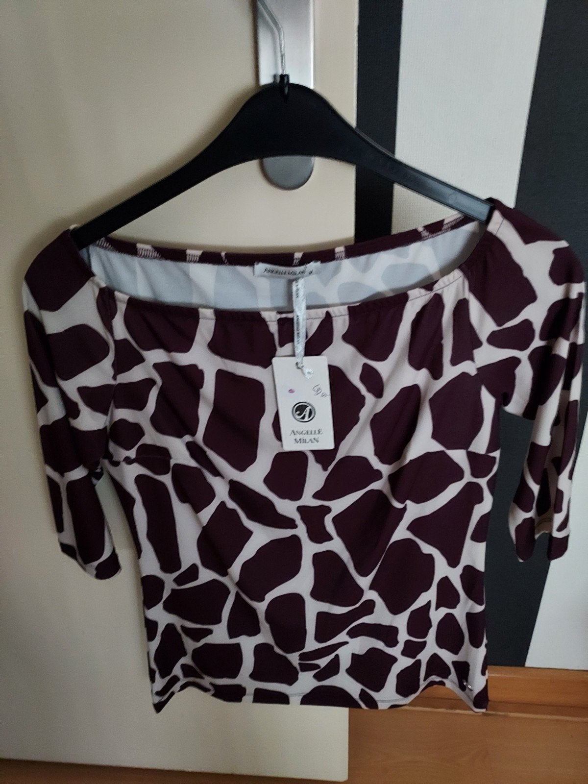 Angelle Milan top met giraffeprint, maat M, Maat 38/40 (M), Nieuw, Ophalen of Verzenden, Lange mouw