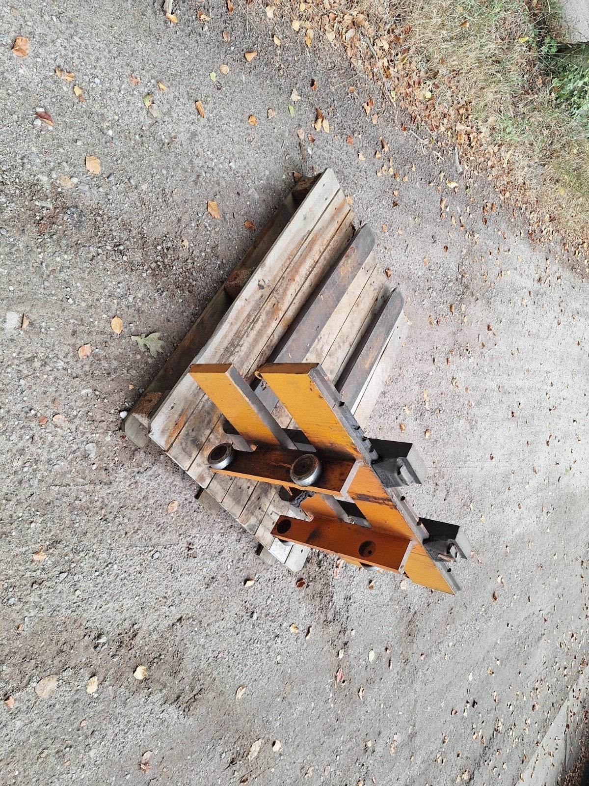 Vorkenbord voor minishovel, kraan of trekker, Ophalen, Gebruikt
