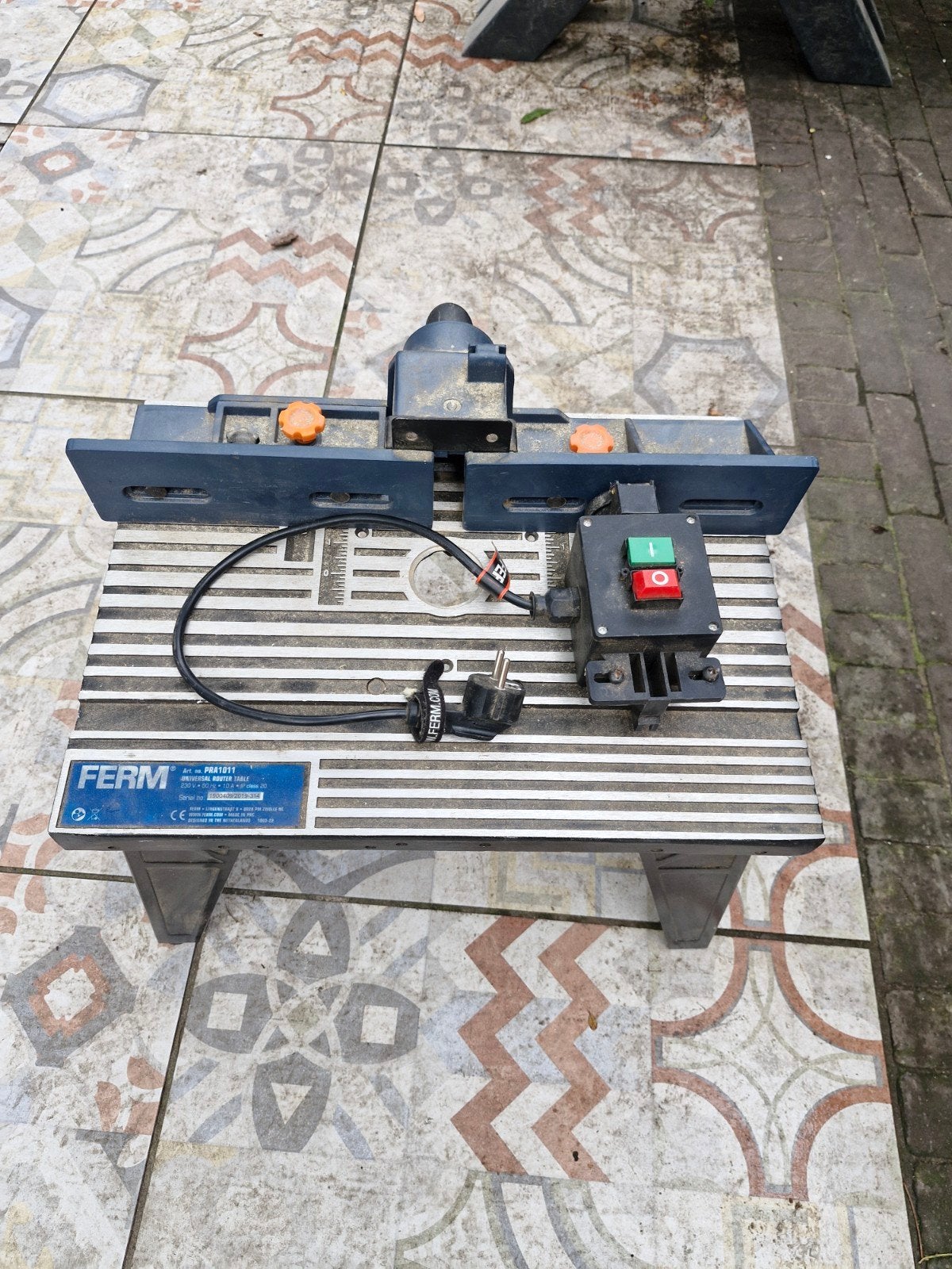 Frees tafel voor mobiele frees, Ophalen, Gebruikt, Ferm, Bovenfrees